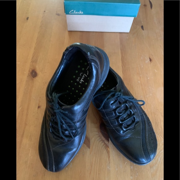 Shoes - Picture 2 of 2